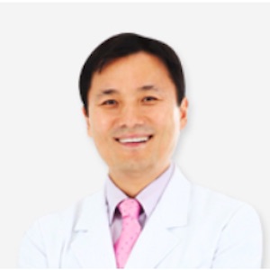 Главный врач Ким Хе Сонг